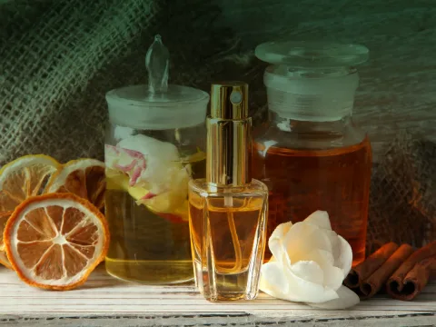العطور والروائح
